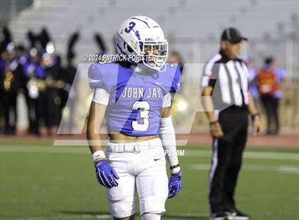 Thumbnail 3 in New Braunfels @ Jay (UIL 5A Football Bi-District Playoff) photogallery.