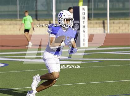 Thumbnail 3 in New Braunfels @ Jay (UIL 5A Football Bi-District Playoff) photogallery.