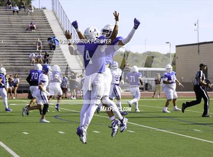 Thumbnail 3 in New Braunfels @ Jay (UIL 5A Football Bi-District Playoff) photogallery.