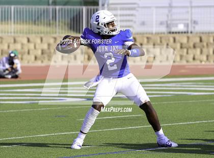 Thumbnail 3 in New Braunfels @ Jay (UIL 5A Football Bi-District Playoff) photogallery.