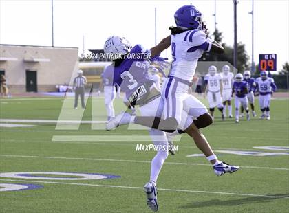 Thumbnail 2 in New Braunfels @ Jay (UIL 5A Football Bi-District Playoff) photogallery.