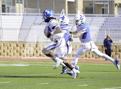Thumbnail 3 in New Braunfels @ Jay (UIL 5A Football Bi-District Playoff) photogallery.