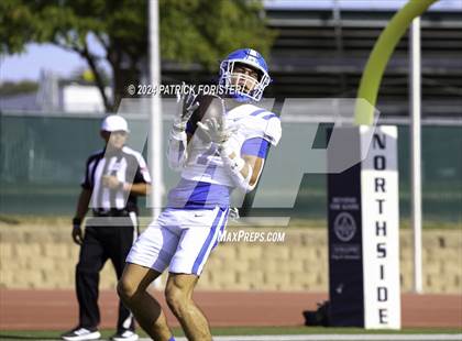 Thumbnail 3 in New Braunfels @ Jay (UIL 5A Football Bi-District Playoff) photogallery.