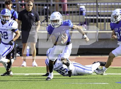 Thumbnail 2 in New Braunfels @ Jay (UIL 5A Football Bi-District Playoff) photogallery.