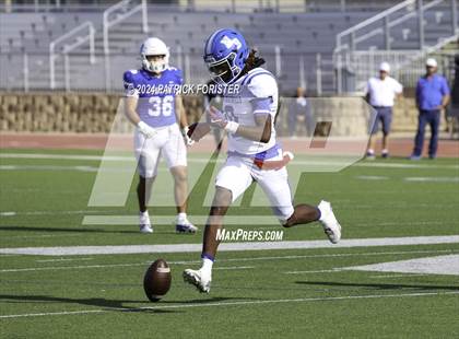 Thumbnail 1 in New Braunfels @ Jay (UIL 5A Football Bi-District Playoff) photogallery.
