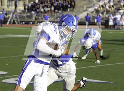 Thumbnail 1 in New Braunfels @ Jay (UIL 5A Football Bi-District Playoff) photogallery.