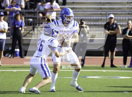 Thumbnail 3 in New Braunfels @ Jay (UIL 5A Football Bi-District Playoff) photogallery.