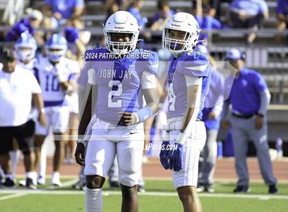 Thumbnail 3 in New Braunfels @ Jay (UIL 5A Football Bi-District Playoff) photogallery.