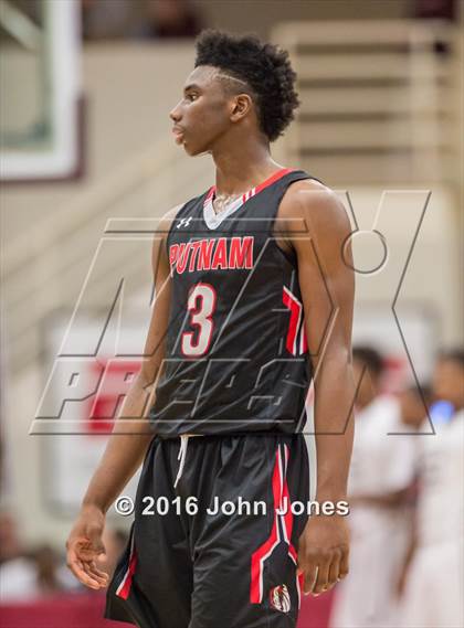 Thumbnail 2 in Commonwealth Academy vs Putnam Vo-Tech/Sci-Tech (Spalding Hoophall Classic) photogallery.