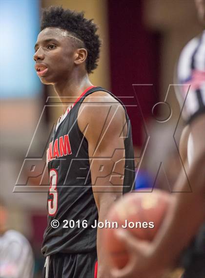 Thumbnail 1 in Commonwealth Academy vs Putnam Vo-Tech/Sci-Tech (Spalding Hoophall Classic) photogallery.