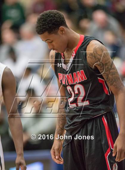 Thumbnail 1 in Commonwealth Academy vs Putnam Vo-Tech/Sci-Tech (Spalding Hoophall Classic) photogallery.