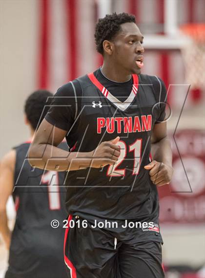 Thumbnail 2 in Commonwealth Academy vs Putnam Vo-Tech/Sci-Tech (Spalding Hoophall Classic) photogallery.