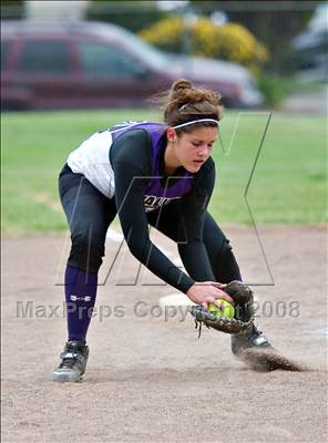 Thumbnail 1 in Analy @ Petaluma photogallery.
