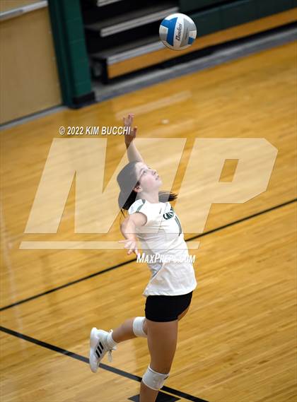 Thumbnail 2 in Lakeland @ Lake Orion (Lake Orion Varsity Dragon Invite) photogallery.