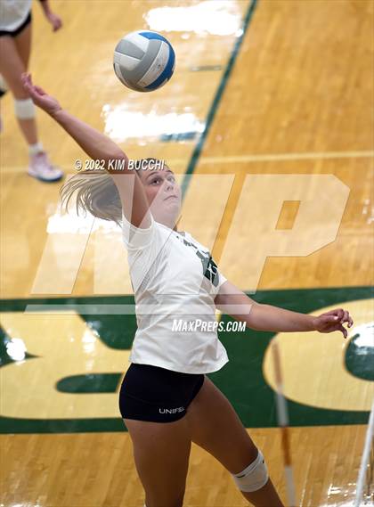 Thumbnail 3 in Lakeland @ Lake Orion (Lake Orion Varsity Dragon Invite) photogallery.