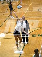 Photo from the gallery "Lakeland @ Lake Orion (Lake Orion Varsity Dragon Invite)"