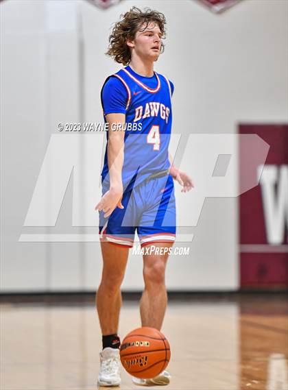 Thumbnail 3 in Quitman vs. White Oak (White Oak Tournament) photogallery.