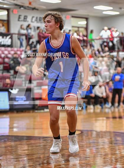 Thumbnail 3 in Quitman vs. White Oak (White Oak Tournament) photogallery.
