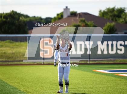 Thumbnail 2 in Sachse vs. Rockwall (UIL 6A Softball Bi-District) photogallery.