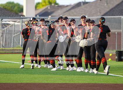 Thumbnail 2 in Sachse vs. Rockwall (UIL 6A Softball Bi-District) photogallery.