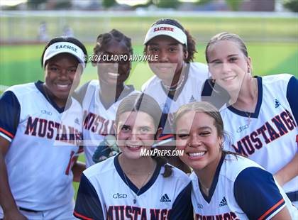 Thumbnail 1 in Sachse vs. Rockwall (UIL 6A Softball Bi-District) photogallery.