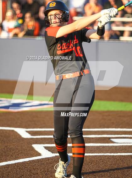 Thumbnail 2 in Sachse vs. Rockwall (UIL 6A Softball Bi-District) photogallery.