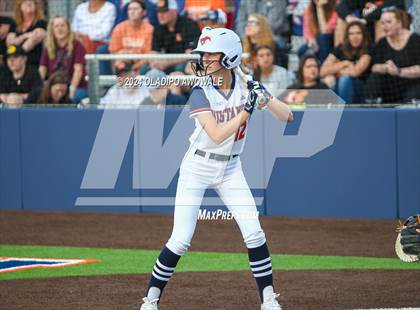 Thumbnail 2 in Sachse vs. Rockwall (UIL 6A Softball Bi-District) photogallery.