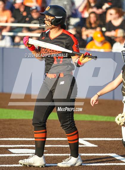 Thumbnail 3 in Sachse vs. Rockwall (UIL 6A Softball Bi-District) photogallery.