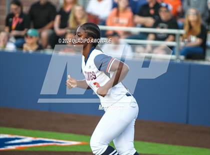 Thumbnail 1 in Sachse vs. Rockwall (UIL 6A Softball Bi-District) photogallery.