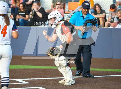 Thumbnail 1 in Sachse vs. Rockwall (UIL 6A Softball Bi-District) photogallery.