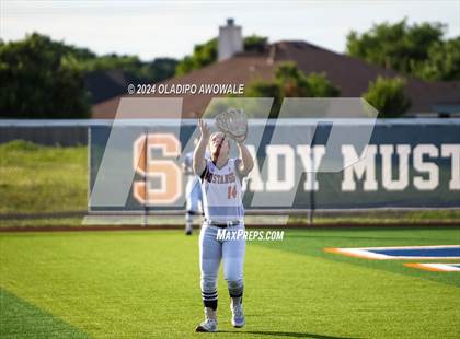 Thumbnail 1 in Sachse vs. Rockwall (UIL 6A Softball Bi-District) photogallery.