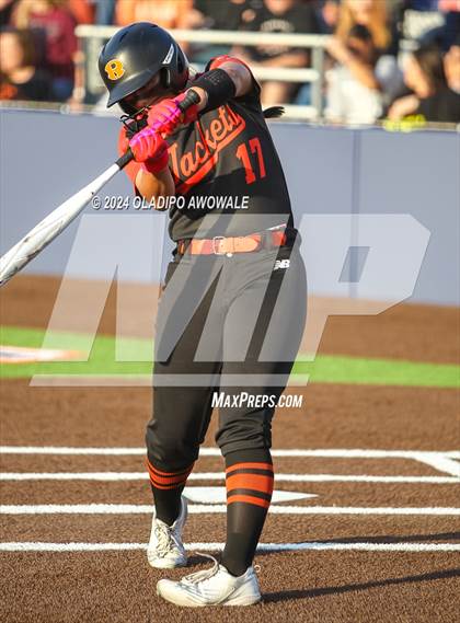 Thumbnail 3 in Sachse vs. Rockwall (UIL 6A Softball Bi-District) photogallery.