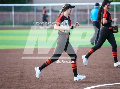 Thumbnail 3 in Sachse vs. Rockwall (UIL 6A Softball Bi-District) photogallery.