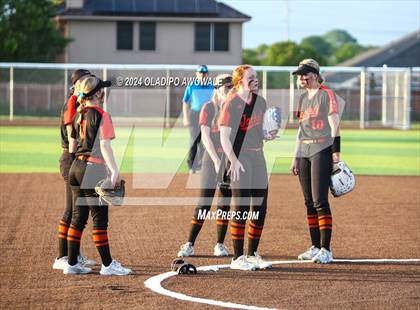 Thumbnail 1 in Sachse vs. Rockwall (UIL 6A Softball Bi-District) photogallery.