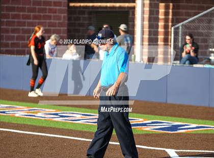 Thumbnail 3 in Sachse vs. Rockwall (UIL 6A Softball Bi-District) photogallery.