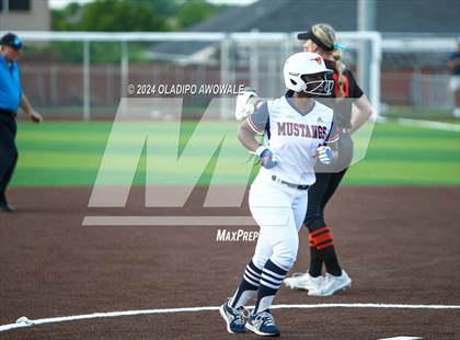 Thumbnail 1 in Sachse vs. Rockwall (UIL 6A Softball Bi-District) photogallery.