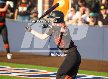 Thumbnail 2 in Sachse vs. Rockwall (UIL 6A Softball Bi-District) photogallery.