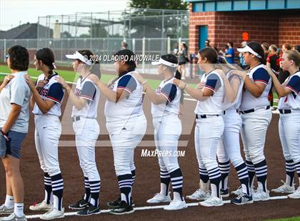 Thumbnail 1 in Sachse vs. Rockwall (UIL 6A Softball Bi-District) photogallery.