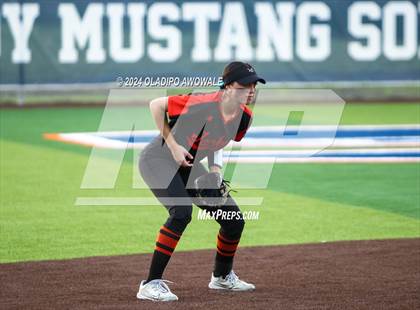 Thumbnail 1 in Sachse vs. Rockwall (UIL 6A Softball Bi-District) photogallery.