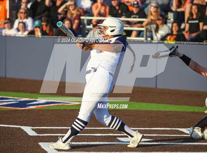 Thumbnail 2 in Sachse vs. Rockwall (UIL 6A Softball Bi-District) photogallery.