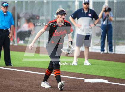 Thumbnail 1 in Sachse vs. Rockwall (UIL 6A Softball Bi-District) photogallery.