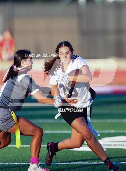 Thumbnail 3 in Hillsdale vs. Sequoia photogallery.