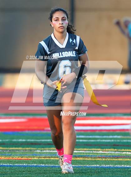 Thumbnail 3 in Hillsdale vs. Sequoia photogallery.