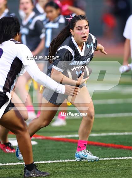 Thumbnail 3 in Hillsdale vs. Sequoia photogallery.