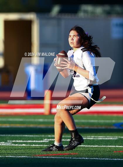 Thumbnail 2 in Hillsdale vs. Sequoia photogallery.