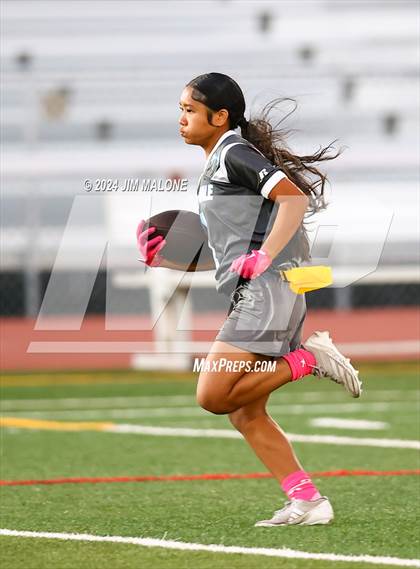 Thumbnail 1 in Hillsdale vs. Sequoia photogallery.