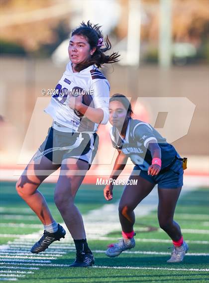 Thumbnail 2 in Hillsdale vs. Sequoia photogallery.