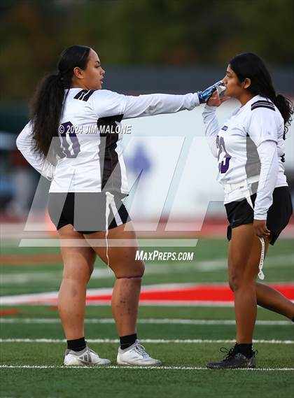 Thumbnail 2 in Hillsdale vs. Sequoia photogallery.