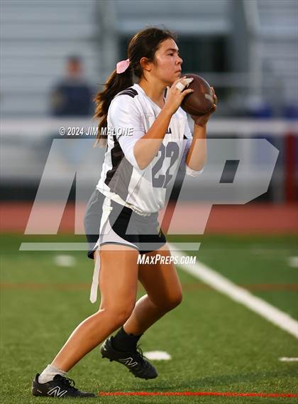 Thumbnail 1 in Hillsdale vs. Sequoia photogallery.