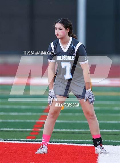 Thumbnail 2 in Hillsdale vs. Sequoia photogallery.